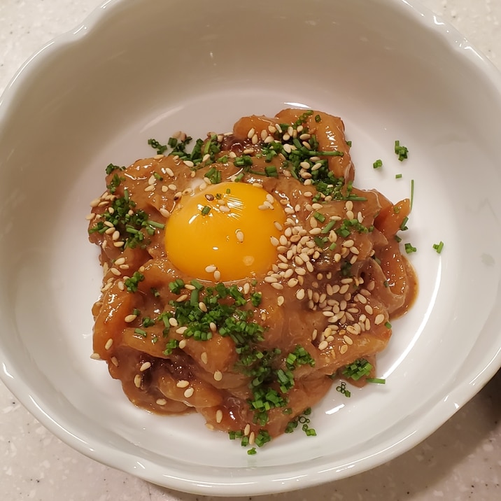 サーモン麺のゴマ薫るユッケ レシピ 作り方 By Meru May1225 楽天レシピ